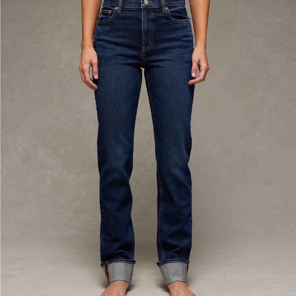 American Eagle High waisted straight legged Jeans
